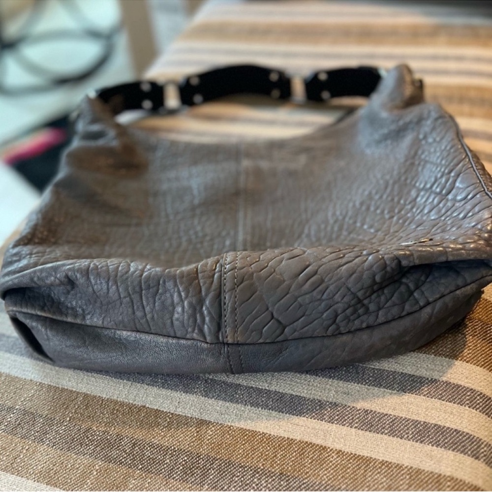 Vince Camuto bubble lamb skin genuine leather hobo purse shoulder bag - Picture 6 of 16